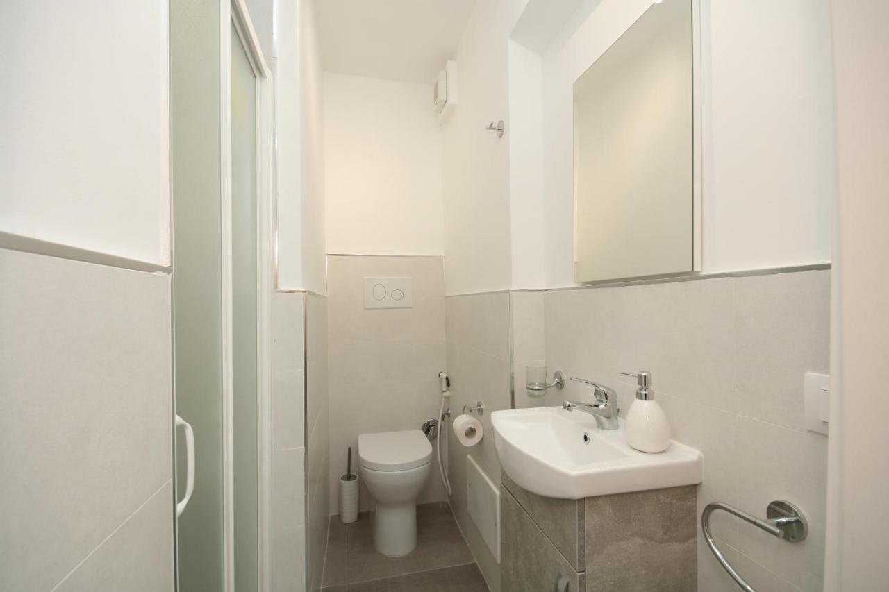 Corselli 14 Apartment Bagheria Bagian luar foto